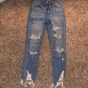 American eagle distressed jeans